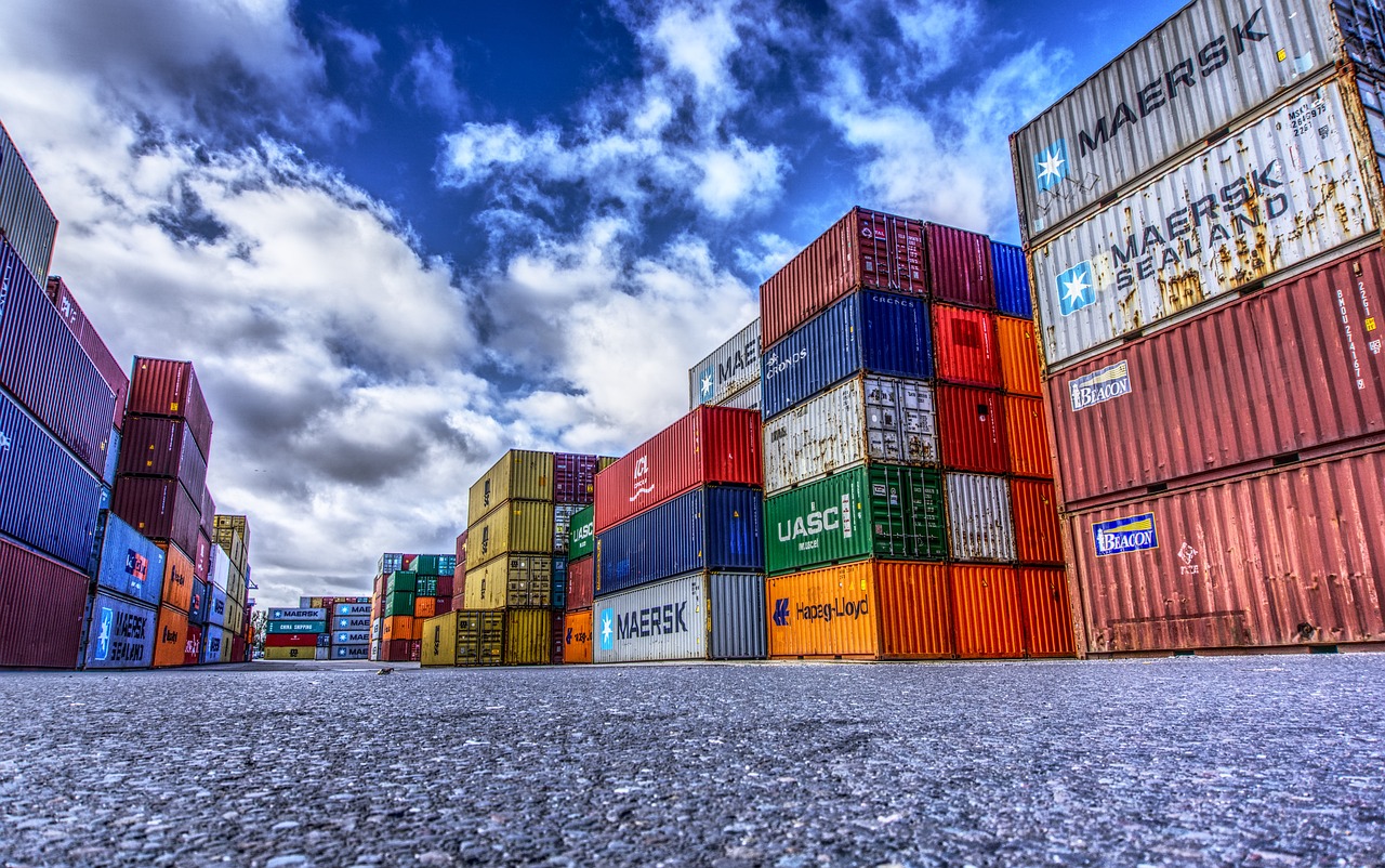 Export container-3118783_1280 Pixabay